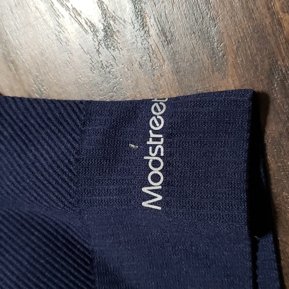 NEW!! Modsreets Sports Bra - Picture 5 of 9